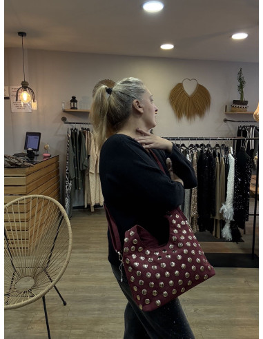 Tachas serraje granate