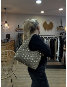 Tachas serraje beige