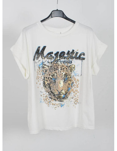 Camiseta Majestic Twenty - Comodidad y estilo garantizados.