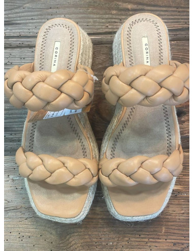 Sandalias Trenza Cuña Camel de ecopiel con cuña media de esparto de Twenty